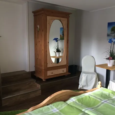 Πανσιόν Gaestehaus 3*